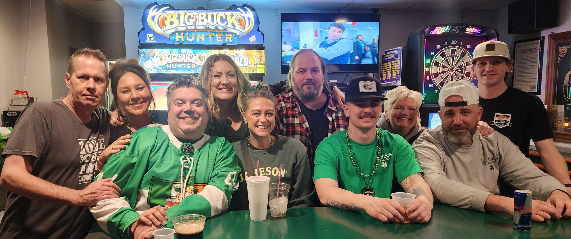 J.R. Mac’s Pub & Grill Staff St Paul Minnesota Irish Pub with Full Bar and Fantastic Food.